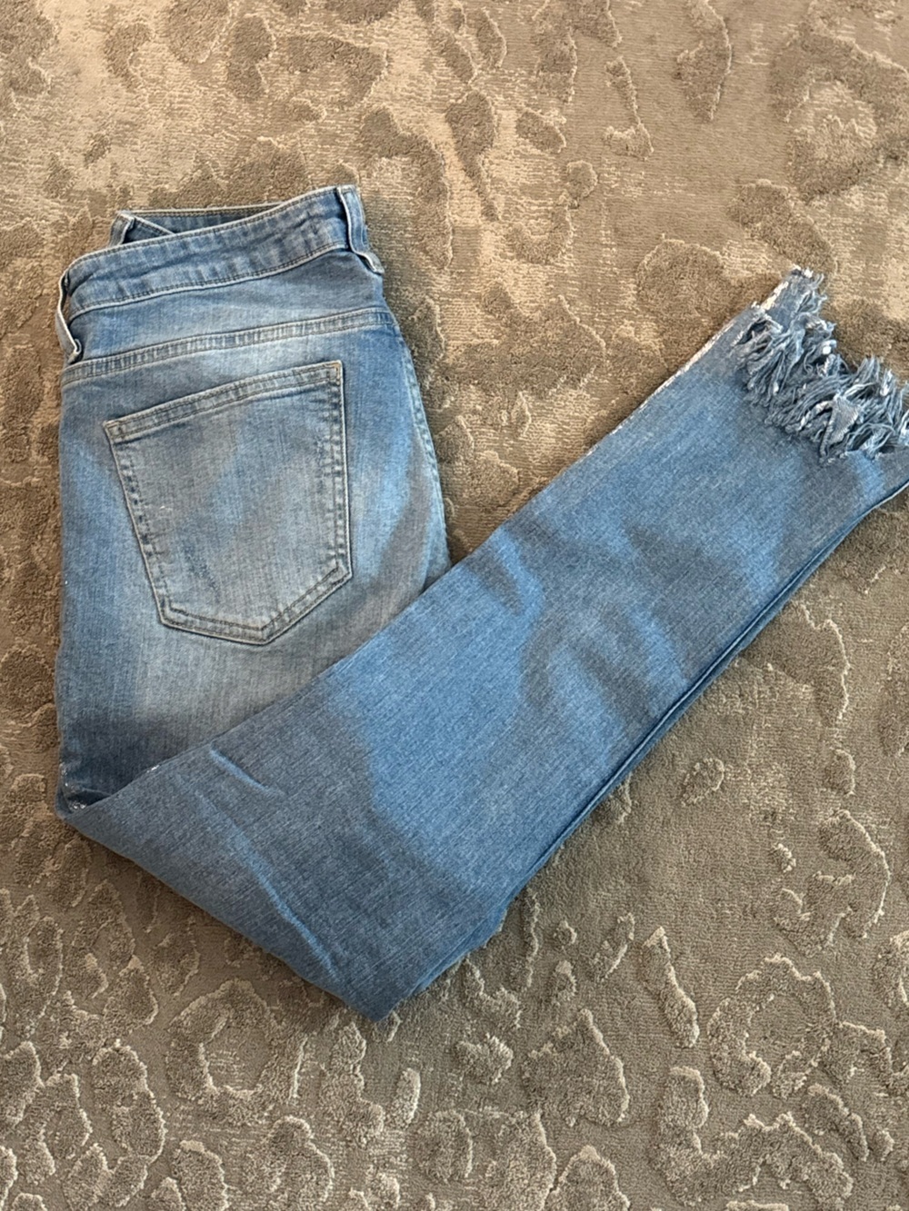 Zara Basics Light Blue Denim Jeans with metallic silver paint size 6 - Picture 5 of 10